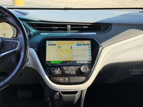 Used 2019 Chevrolet Bolt Premier w/ Infotainment Package image 8