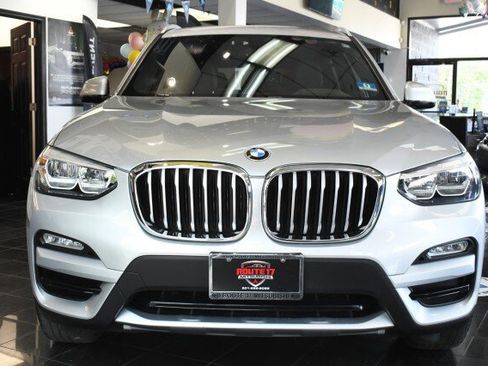 Used 2018 BMW X3 xDrive30i AWD/4WD image 2