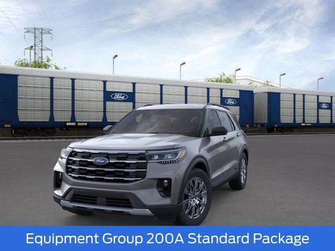New 2026 Ford Explorer Active image 2