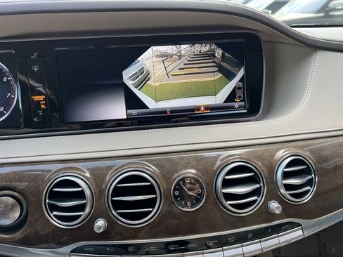 Used 2015 Mercedes-Benz S 550 Sedan image 30