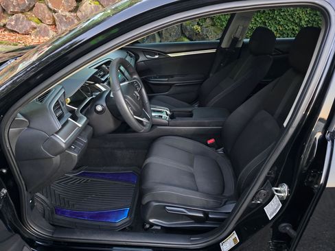 Used 2018 Honda Civic EX image 53