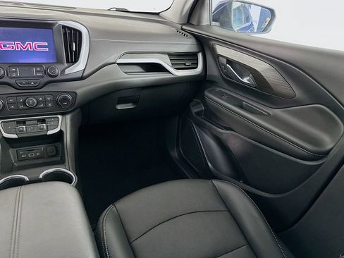 Used 2023 GMC Terrain SLT w/ Tech Package image 34