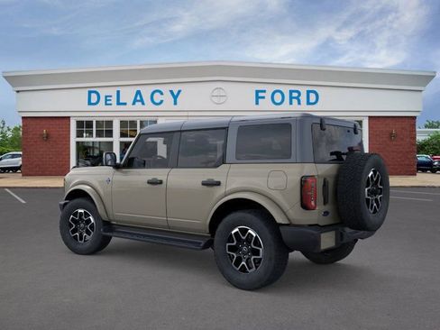 New 2026 Ford Bronco Outer Banks image 4