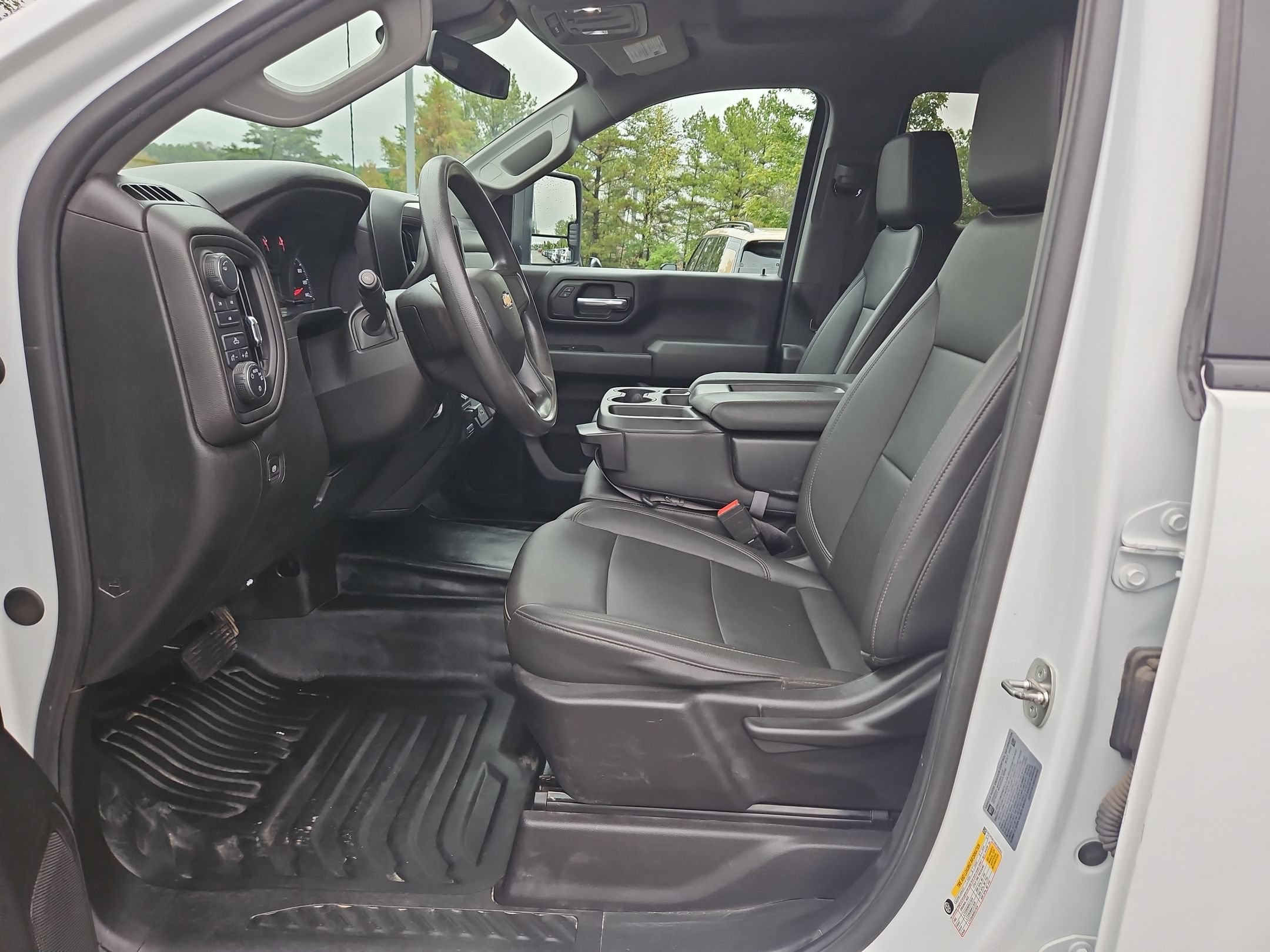 Used 2024 Chevrolet Silverado 3500 W/T AWD/4WD image 24
