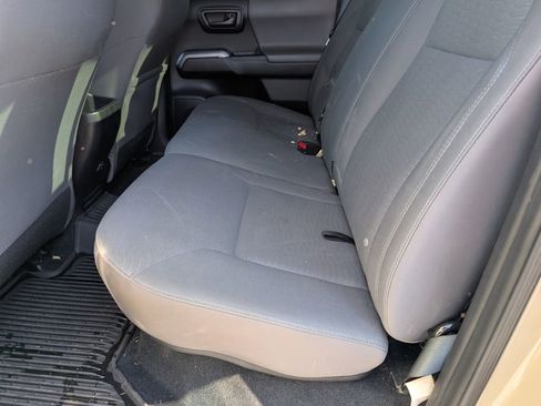 Used 2016 Toyota Tacoma 2WD Double Cab image 7