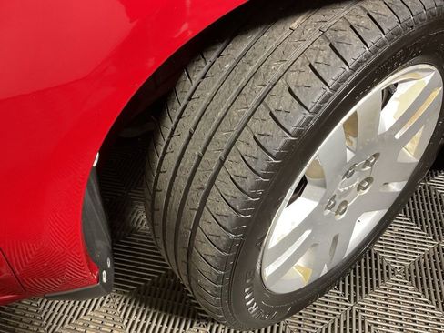 Used 2013 Dodge Avenger SE FWD image 31