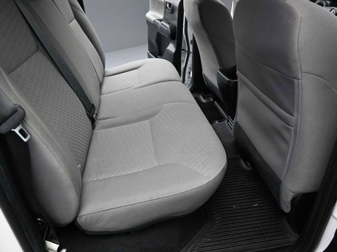 Used 2022 Toyota Tacoma SR image 14