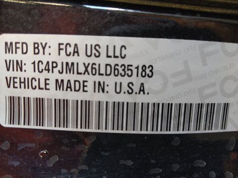 Used 2020 Jeep Cherokee Latitude Lux w/ Quick Order Package 26H Lux image 33