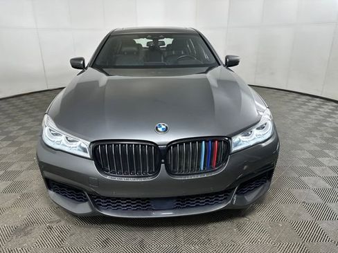Used 2017 BMW 750i xDrive image 8