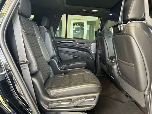 Used 2023 Cadillac Escalade V w/ Heavy-Duty Trailer Package AWD/4WD image 34