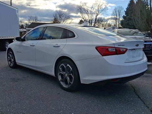 Used 2024 Chevrolet Malibu LT image 4