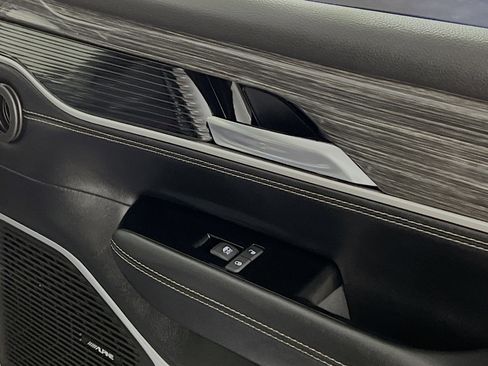 Used 2022 Jeep Wagoneer Series II image 32