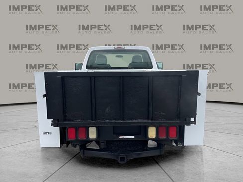 Used 2016 Ford F250 XL w/ Power Equipment Group image 4