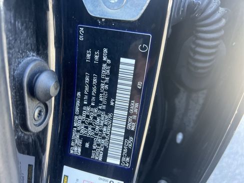 Used 2024 Toyota 4Runner TRD Off-Road image 36