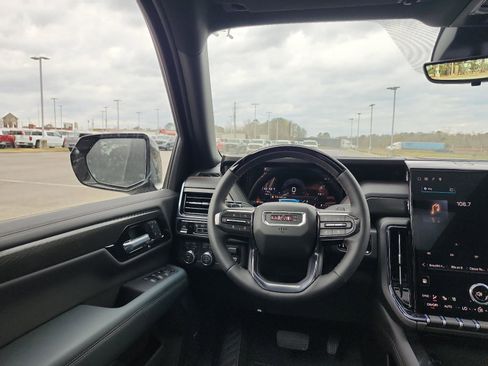 New 2026 GMC Yukon XL AT4 w/ AT4 Premium Plus Package image 12