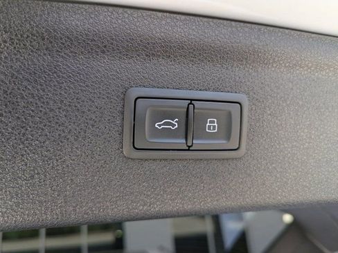 Used 2018 Audi Q3 2.0T Premium image 21