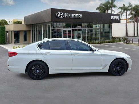 Used 2019 BMW 540i w/ Convenience Package image 2
