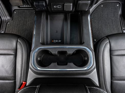 Used 2022 GMC Sierra 2500 Denali image 28