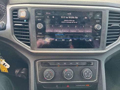 Used 2018 Volkswagen Atlas Launch Edition AWD/4WD image 23
