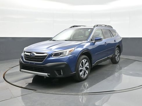 Used 2022 Subaru Outback Limited XT w/ Popular Package #2 image 3