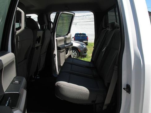 Used 2020 Ford F150 XLT w/ Equipment Group 302A Luxury AWD/4WD image 30