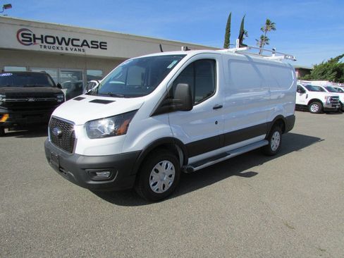 Used 2024 Ford Transit 250 Low Roof w/ Exterior Upgrade Package RWD image 4