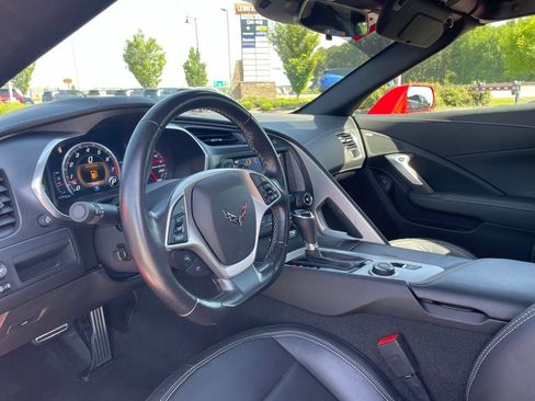 Used 2019 Chevrolet Corvette Stingray Coupe w/ Battery Protection Package RWD image 8