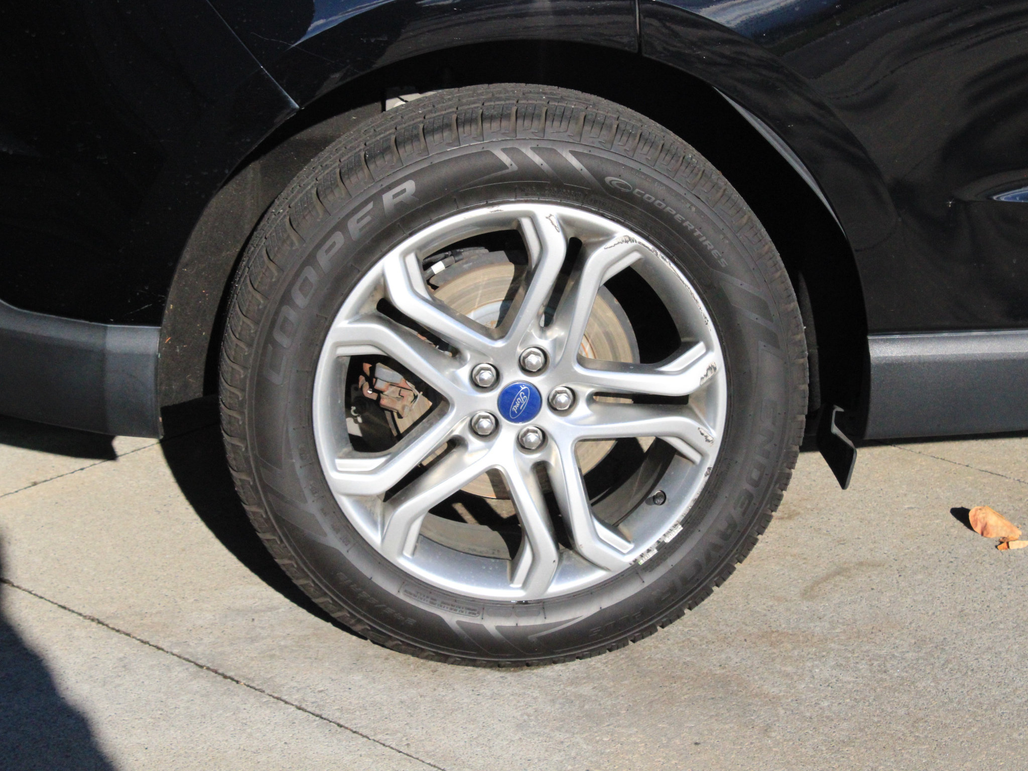 Used 2018 Ford Edge Titanium AWD/4WD image 10
