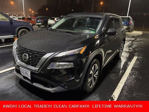 Used 2021 Nissan Rogue SV image 1