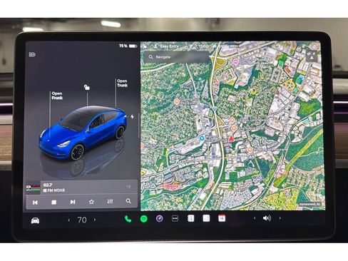 Used 2024 Tesla Model Y Performance image 30