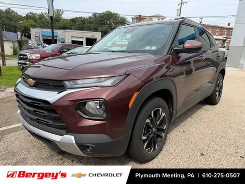 Certified 2023 Chevrolet TrailBlazer LT w/ Convenience Package FWD image 6