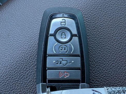 Used 2023 Ford F150 Lariat w/ Equipment Group 502A High image 34