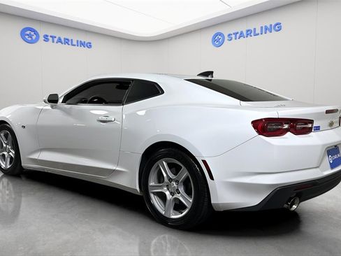 Used 2022 Chevrolet Camaro LT image 5