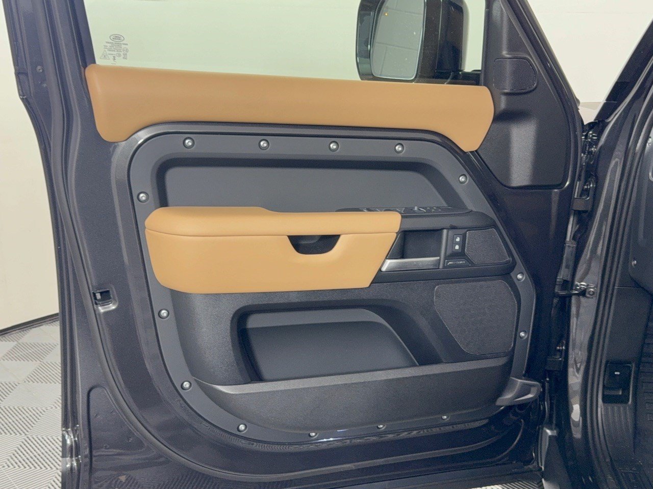 New 2026 Land Rover Defender 110 S AWD/4WD image 14