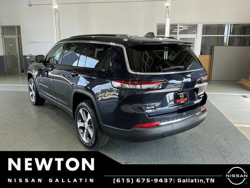 Used 2024 Jeep Grand Cherokee L Limited AWD/4WD image 35