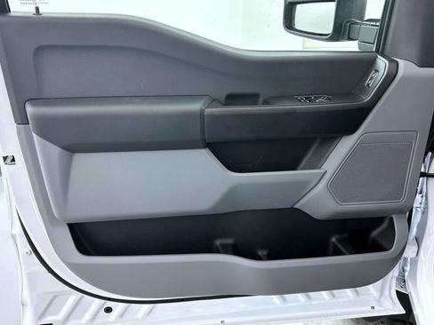 New 2026 Ford F550 4x4 Regular Cab Super Duty image 9