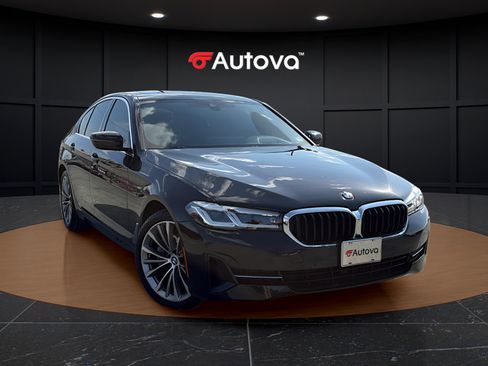 Used 2023 BMW 530i xDrive w/ Premium Package AWD/4WD image 7