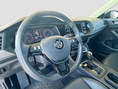 Used 2020 Volkswagen Jetta SE FWD image 12