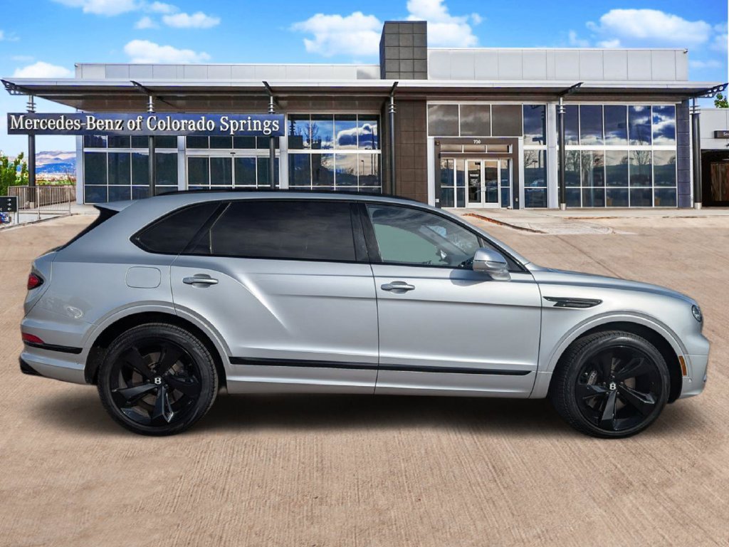Used 2023 Bentley Bentayga Extended Wheelbase AWD/4WD image 5