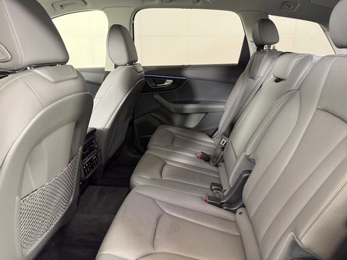 Used 2025 Audi Q7 3.0T Premium Plus w/ Premium Plus Package image 24