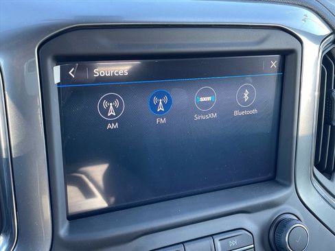 Used 2023 Chevrolet Silverado 2500 LT w/ Convenience Package image 9