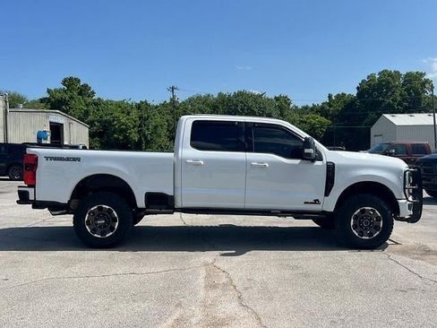 Used 2024 Ford F250 Lariat w/ Tremor Off-Road Package AWD/4WD image 9