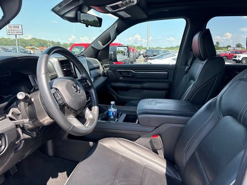 Used 2024 RAM 1500 Limited AWD/4WD image 16
