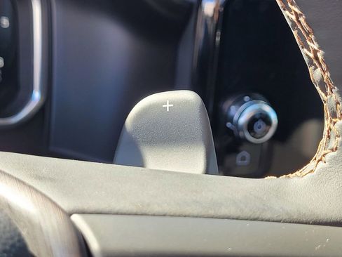 New 2026 GMC Sierra 1500 AT4 w/ Technology Package image 24