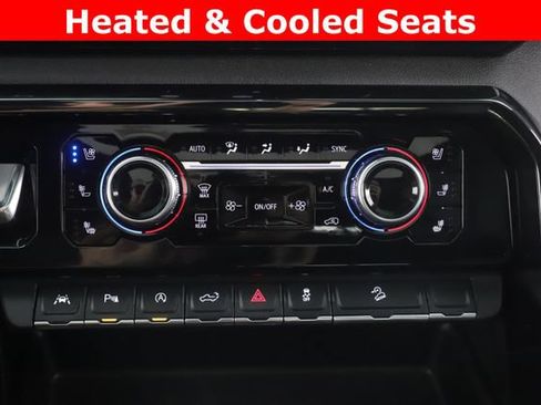 Used 2023 GMC Sierra 1500 AT4 w/ Technology Package AWD/4WD image 4