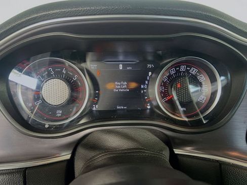 Used 2018 Dodge Challenger R/T image 15