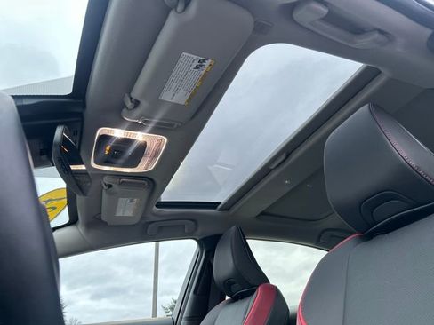 Used 2024 Toyota Prius Prime SE image 30