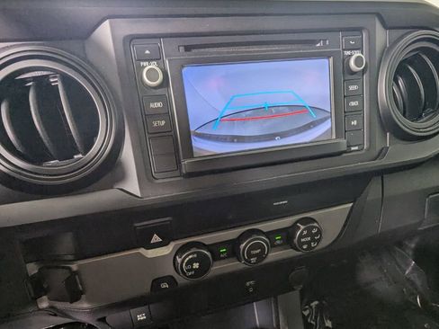 Used 2019 Toyota Tacoma SR image 19