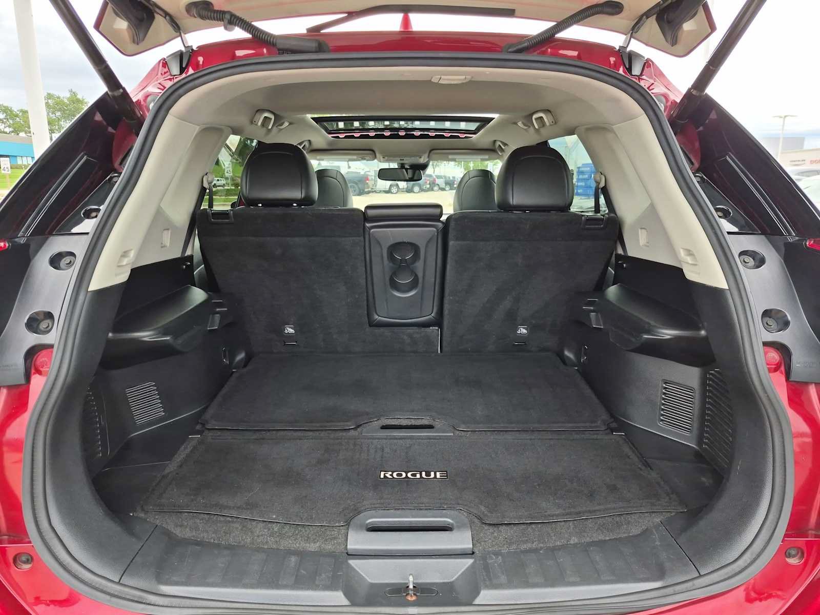 Used 2019 Nissan Rogue SL w/ Premium Package AWD/4WD image 34