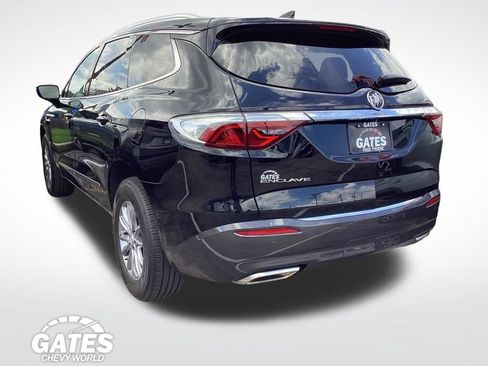 Used 2023 Buick Enclave Essence FWD image 6